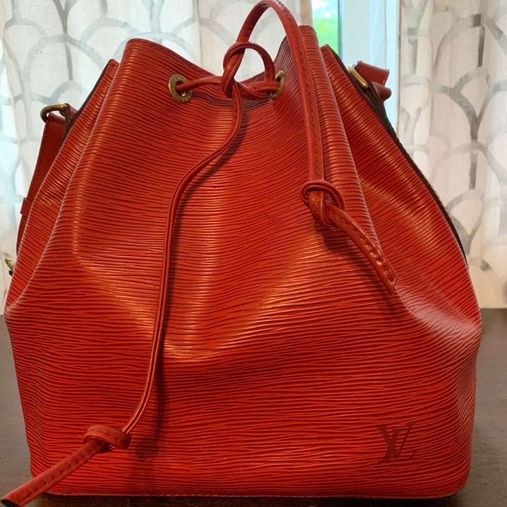 Louis Vuitton Petit Noe Red Epi Leather Bucket Bag